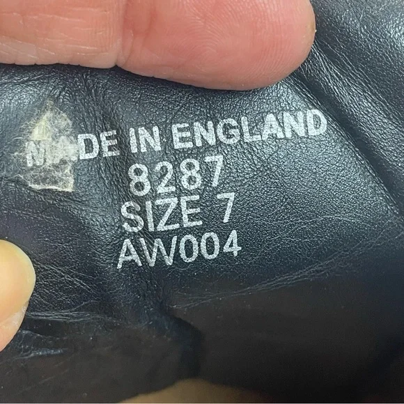 Vintage Dr Martens men’s size 7 Lace up Boots made in England leather - Picture 5 of 8